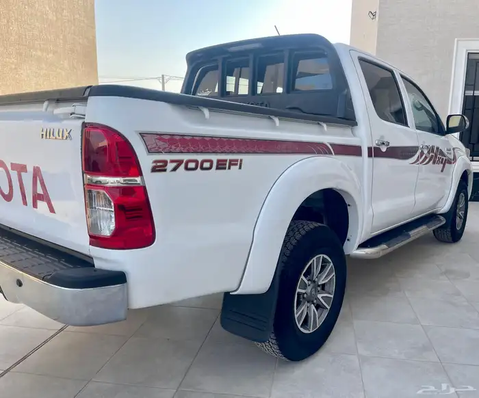 هايلوكس للبيع 8