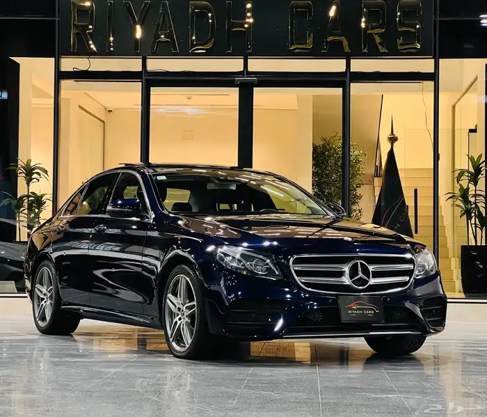 مرسيدس 2018 E300 ( بحاله ممتازه) 1