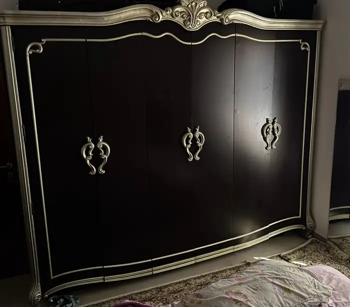 غرفة نوم 5 قطع للبيع من شركة المطلق 2