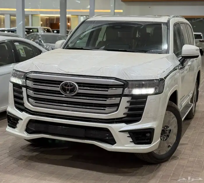 تويوتا لاندكروزر ( GXR-S ) 2025 كويتي ( 330 ) شامل بطاقه 0