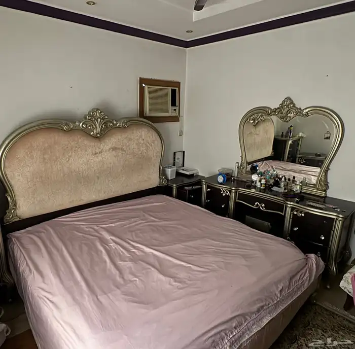 غرفة نوم 5 قطع للبيع من شركة المطلق 0