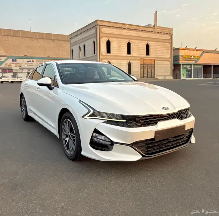 كيا 2020 - K5 نص الفل بحالة الوكاله للبيع 7