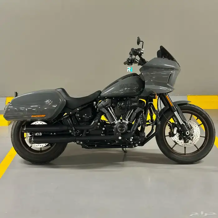 HARLEY DAVIDSON LOW RIDER ST 5