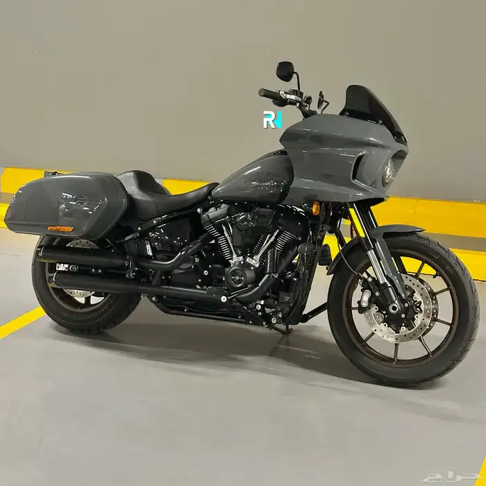 HARLEY DAVIDSON LOW RIDER ST 3