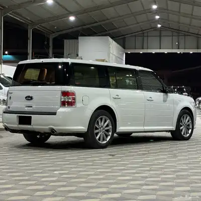 فورد فلكس 2014 عائلي ثلاث صفوف index