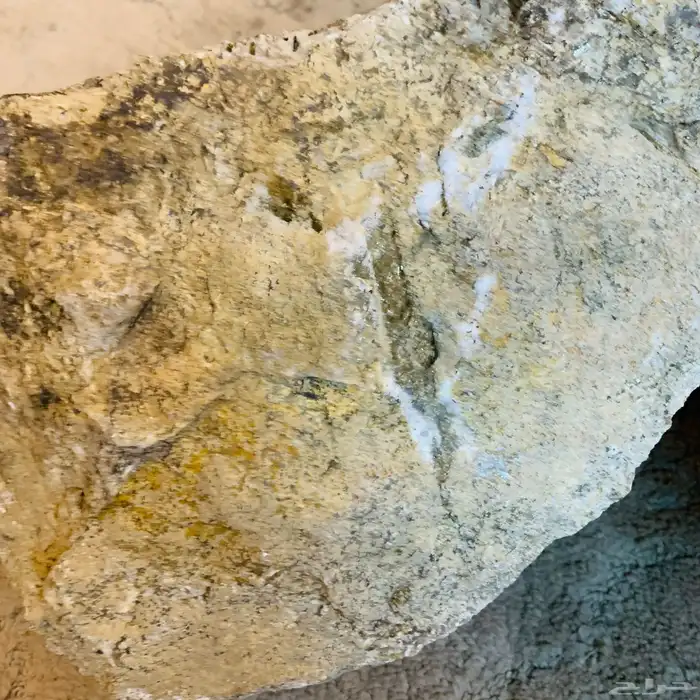 حجر خام للبيع 2