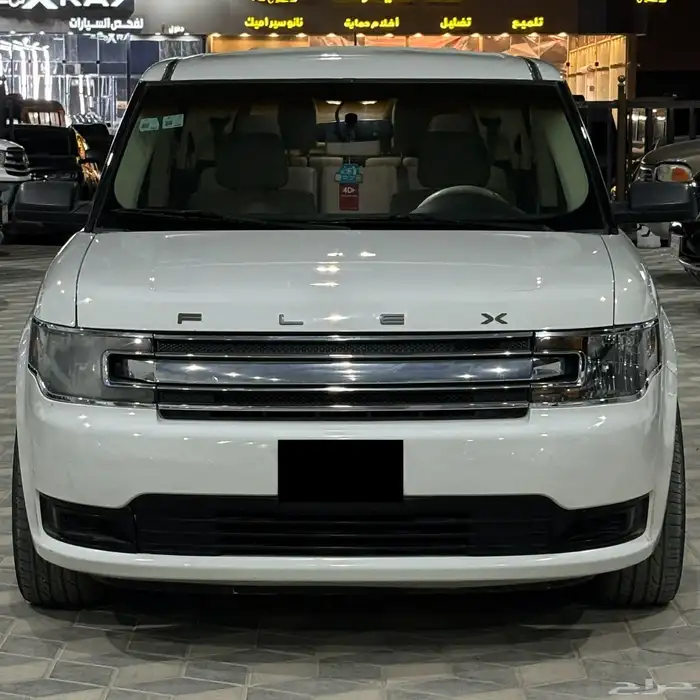 فورد فلكس 2014 عائلي ثلاث صفوف 1