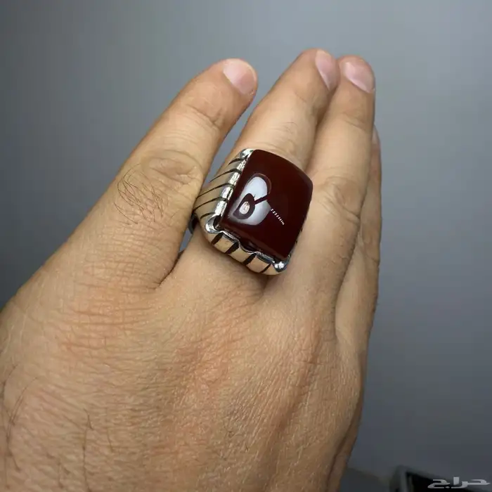 خاتم فضة بصياغة فاخرة بحجر عقيق يماني كرزززي 2