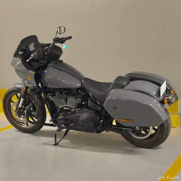 HARLEY DAVIDSON LOW RIDER ST 4