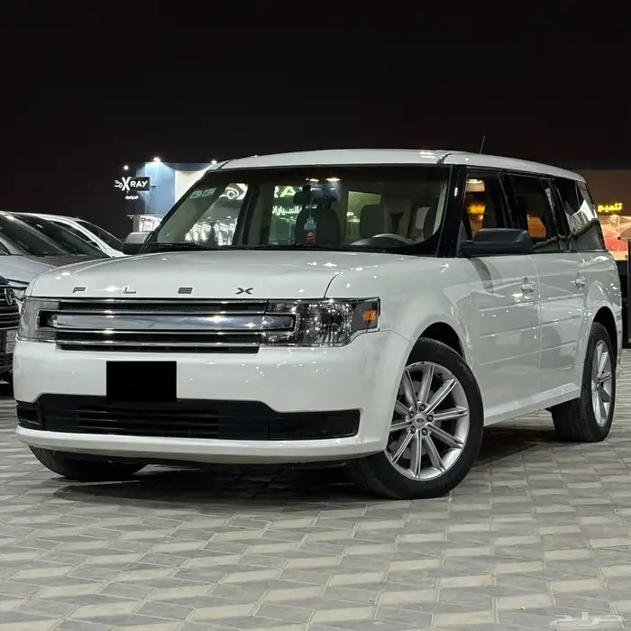 فورد فلكس 2014 عائلي ثلاث صفوف 0