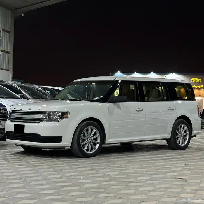 فورد فلكس 2014 عائلي ثلاث صفوف 6