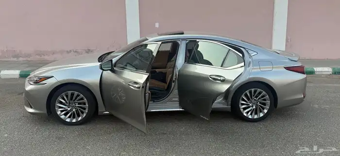 لكزس_ES300H_2022 33