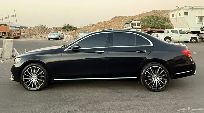 مرسيدس E 220 2019( ديزل ) فل كامل للبيع 6