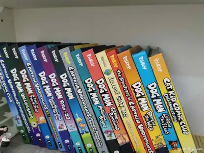 كتب dog man - cat kid - captain Underpants مستخدمه لاكن شكله index