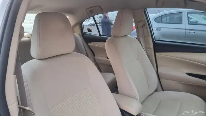 للبيع يارس 2020 بحالة ممتازة 8