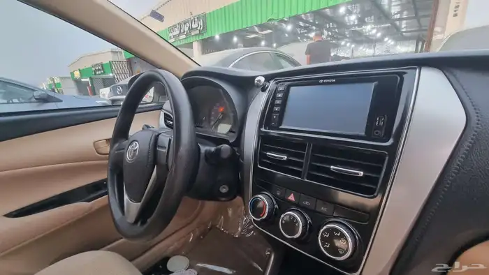 للبيع يارس 2020 بحالة ممتازة 7