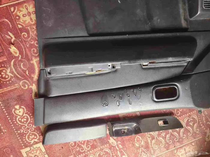 ديكورات أبواب أمامي وخلفي بترول 2009 جل 4