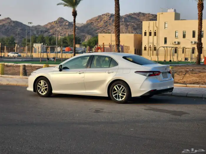 كامري 2022 LE مطور 3