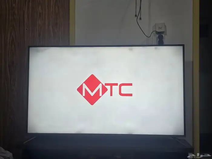 للبيع شاشة 65 بوصة 1