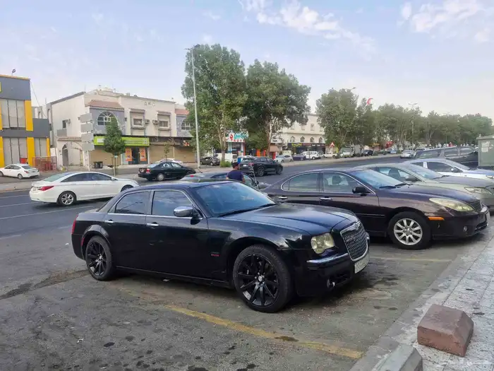 كرايسلر 2005 نظيف مغيير مكينه قبل اسبوع للبيع ماشي 270 8