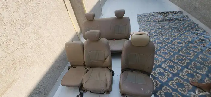 مقاعد خلفيه H1 مستخدم نضيف عليها تلبيسه جلد الوكاله تحت قماش 1