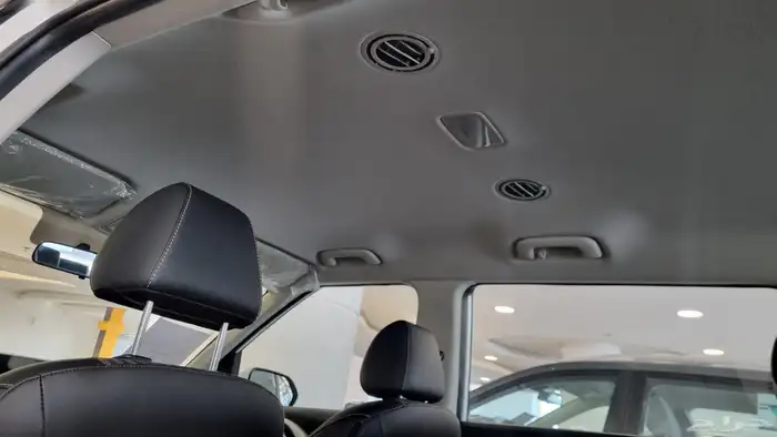 كيا كارينز نص فل 2025 6