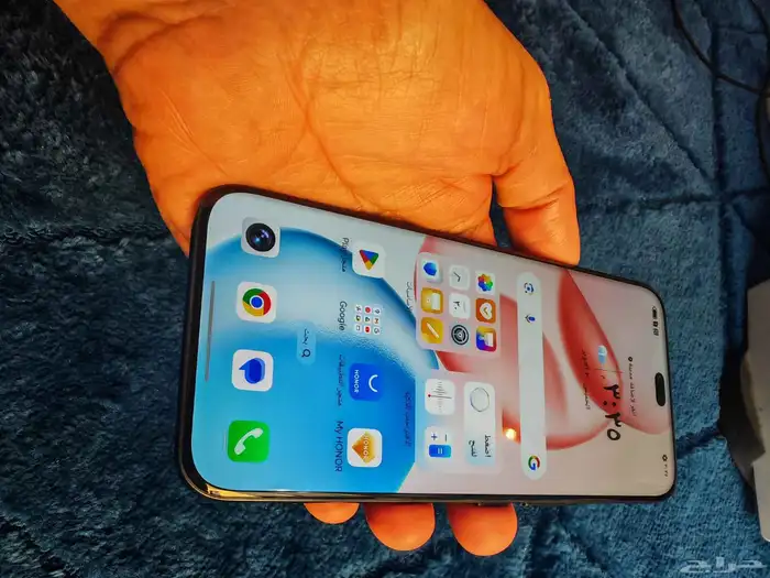 جوال هونر 400 برو اسود اللون الذاكره 512 الرام 12 7