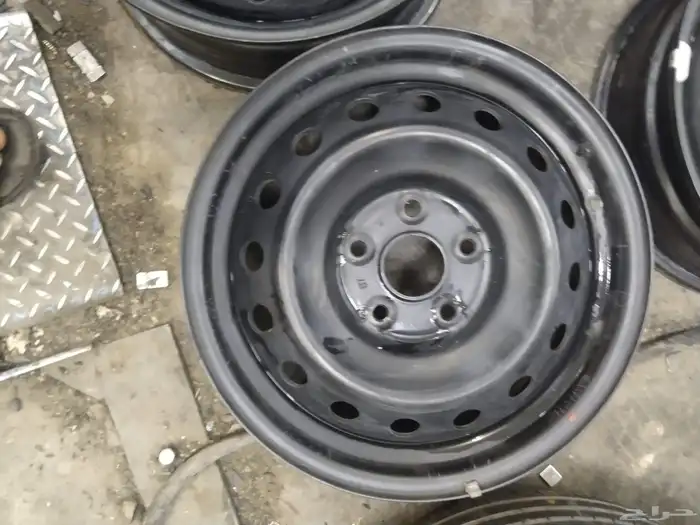 جنوط هيلكس وكاله مقاس 16اصلي معا طيس وكاله أصلي شبه جديد 13