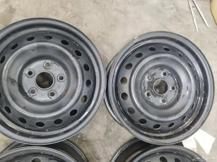 جنوط هيلكس وكاله مقاس 16اصلي معا طيس وكاله أصلي شبه جديد 17