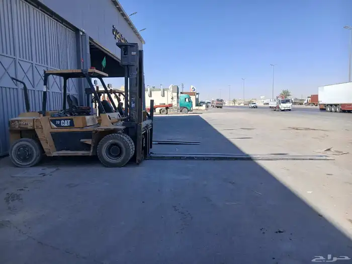 تاجير رافعات شوكيه. فوركلفت 0