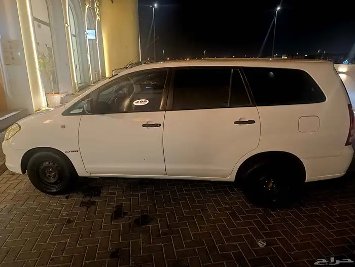 تويوتا انوفا 2008 1