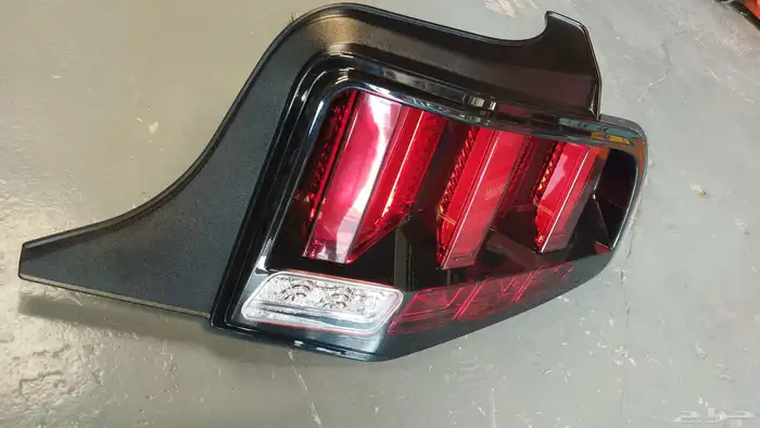 اصطبات خلفيه موستنق 2