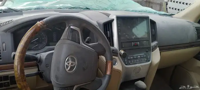 يوجد لدينا جميع انواع قطع غيار السيارات المستخدمه تشليح 3