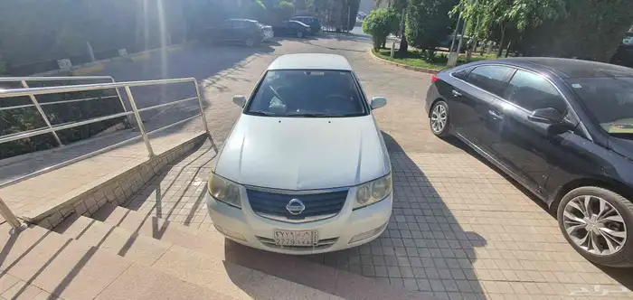 نيسان صني 2010 بحالة ممتازة 1