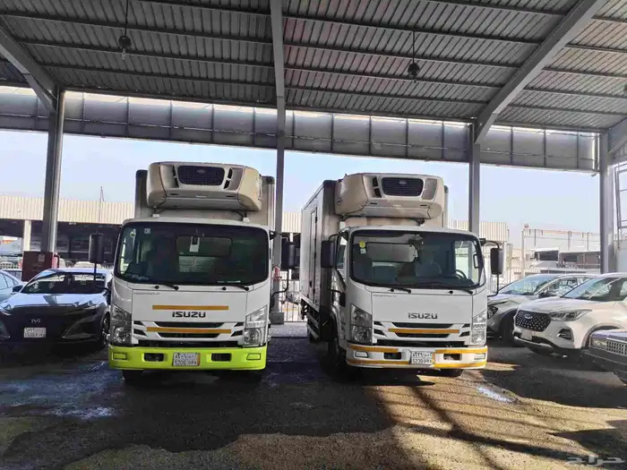 2020 ماشيه 169. والثانيه 220.. 2