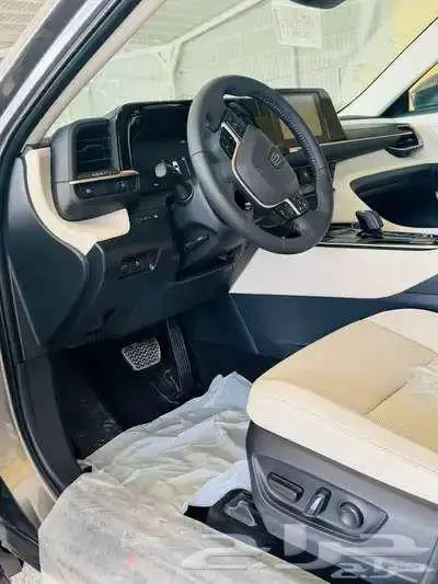 تويوتا كراون بريستيج ستاندر 2026 اقل سعر 145800 شامل الضريبة 6