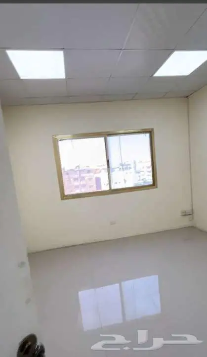 مكتب للإيجار في الخبر 9