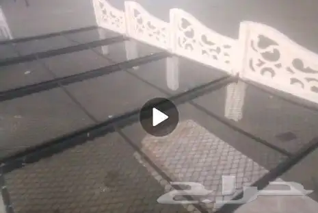 4طقم كراسي حديد 3كراسي خشب 2سرر النوم نفر لو نفرين 0