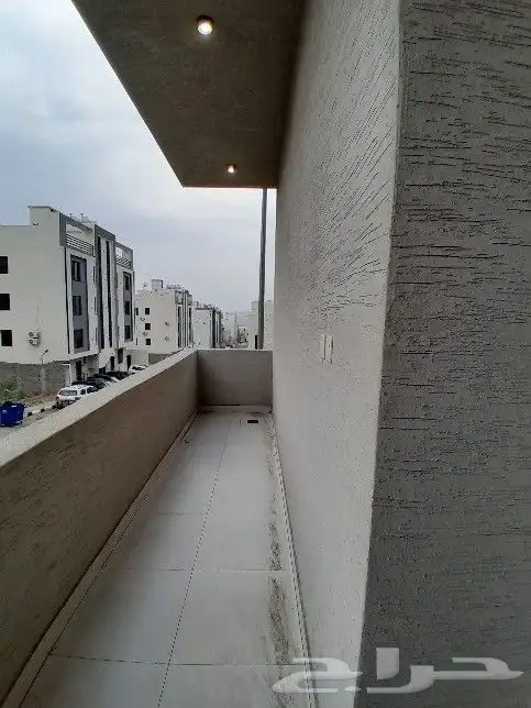 للبيع شقه دور ثاني مصعد راكب جاهز مقابل كبري المطار من550الف 8