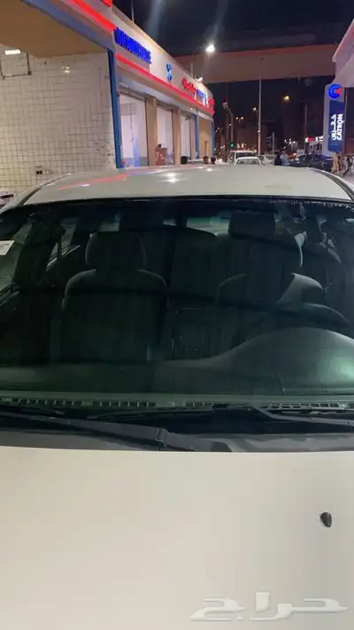 اوبتر 2008 مافيه صدمات شريته من مزاد حكومي index