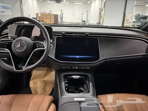مرسيدس-بنز E200 2025 استيراد كوريا - معرض العصيمي 4