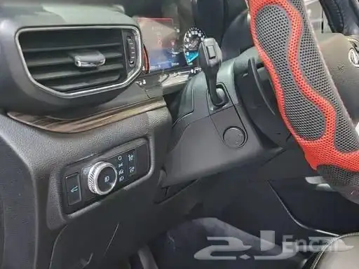 مملوكة لدي العصيمي قيد الشحن _ فورد اكسبلور دبل _ 2020 7