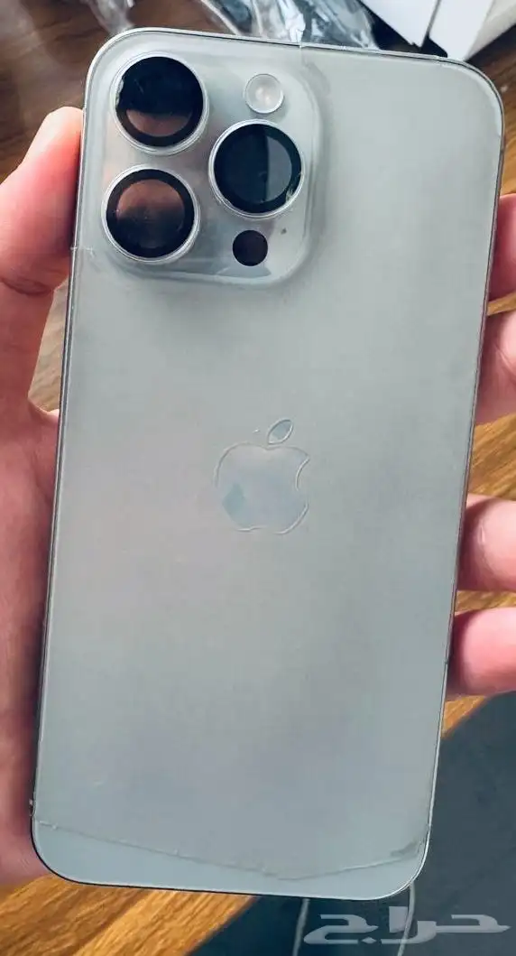 جوال ايفون 15 برو ماكس 9