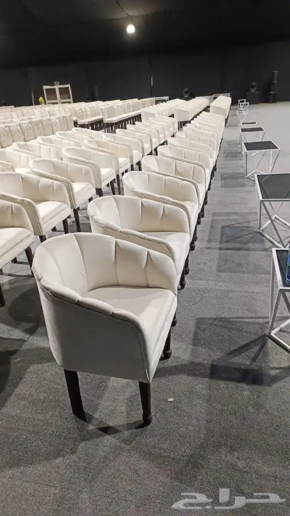 كنب وكراسي للأيجار 6
