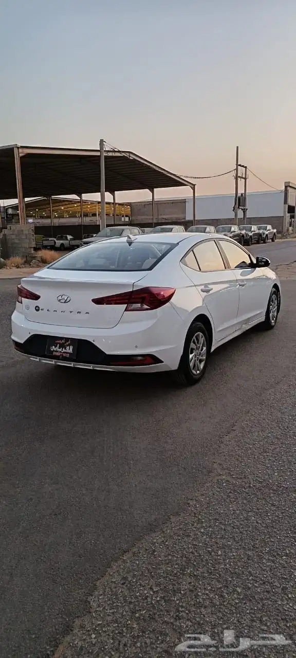 هونداي النترا موديل 2019عداد 115الف بنزين 4