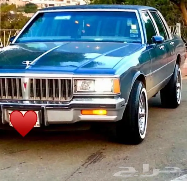 للبيع بونتياك كلاسك 1