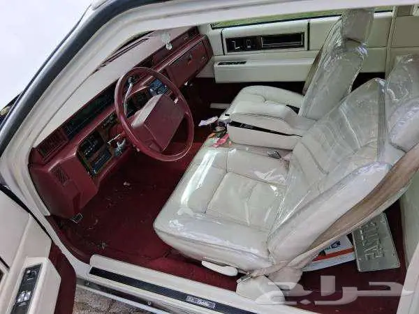 للبيع كاديلاك موديل 1992 cadillac coupe deville 1