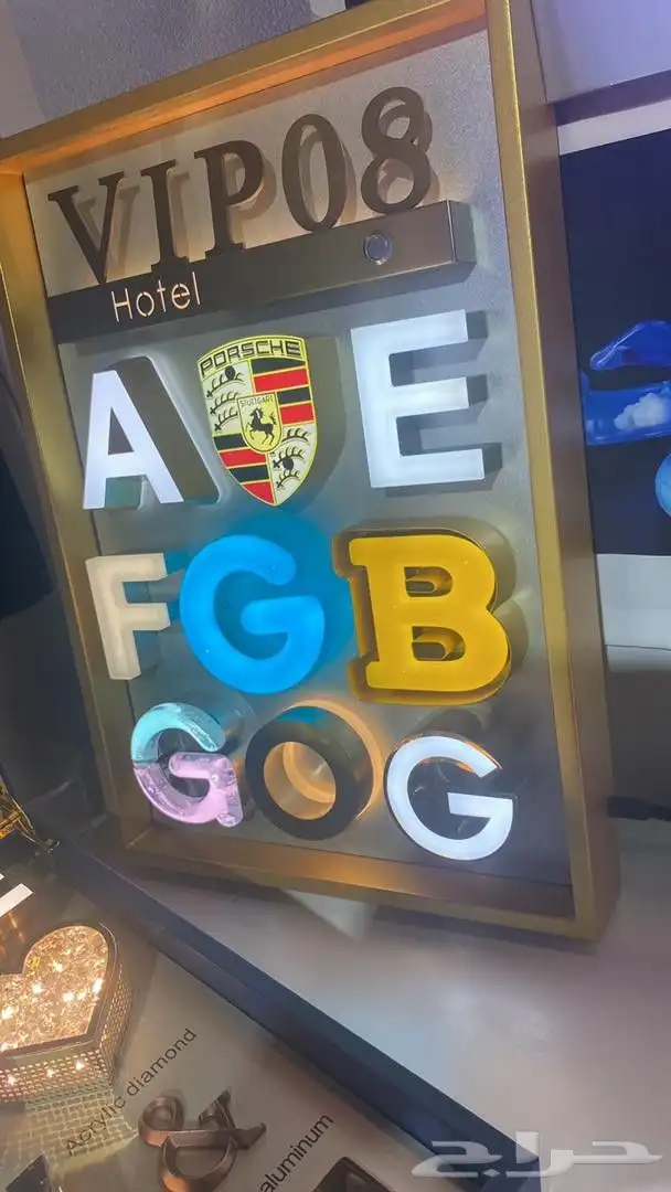 كلادنج لوحات حروف بارزة اكرليك زنكور ستالس ليد نيون يونيفورم 4