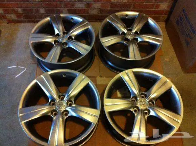 تتوفر لديناجميع انواع جنوط اللكزس Lexuse بجميع الاحجام 41