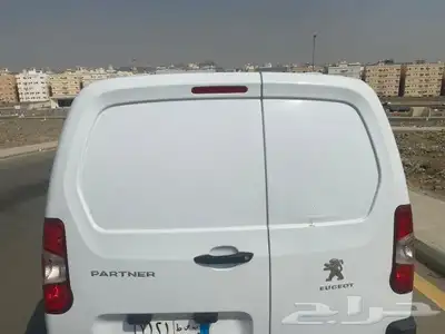 للبيع بيجو بانتري 2023 index